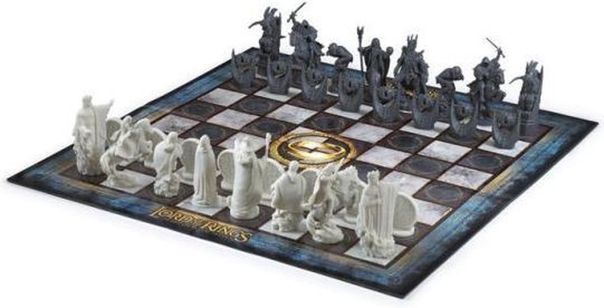 LORD OF THE RINGS - Chess Set - Battle for Middle-Earth