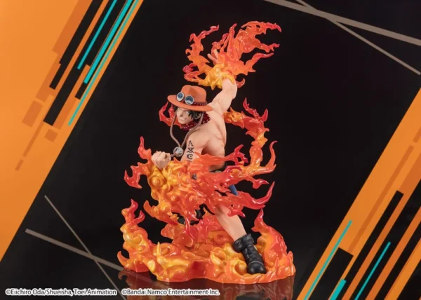 One Piece Portgas D. Ace FiguartsZERO PVC Statue van 17 cm met gedetailleerd ontwerp en vurige effecten.